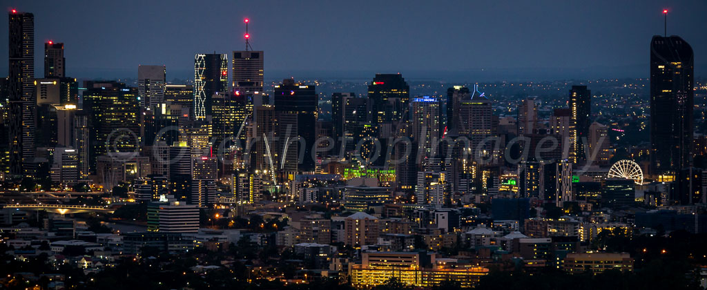 Brisbane-CBD-Night-wheel.jpg