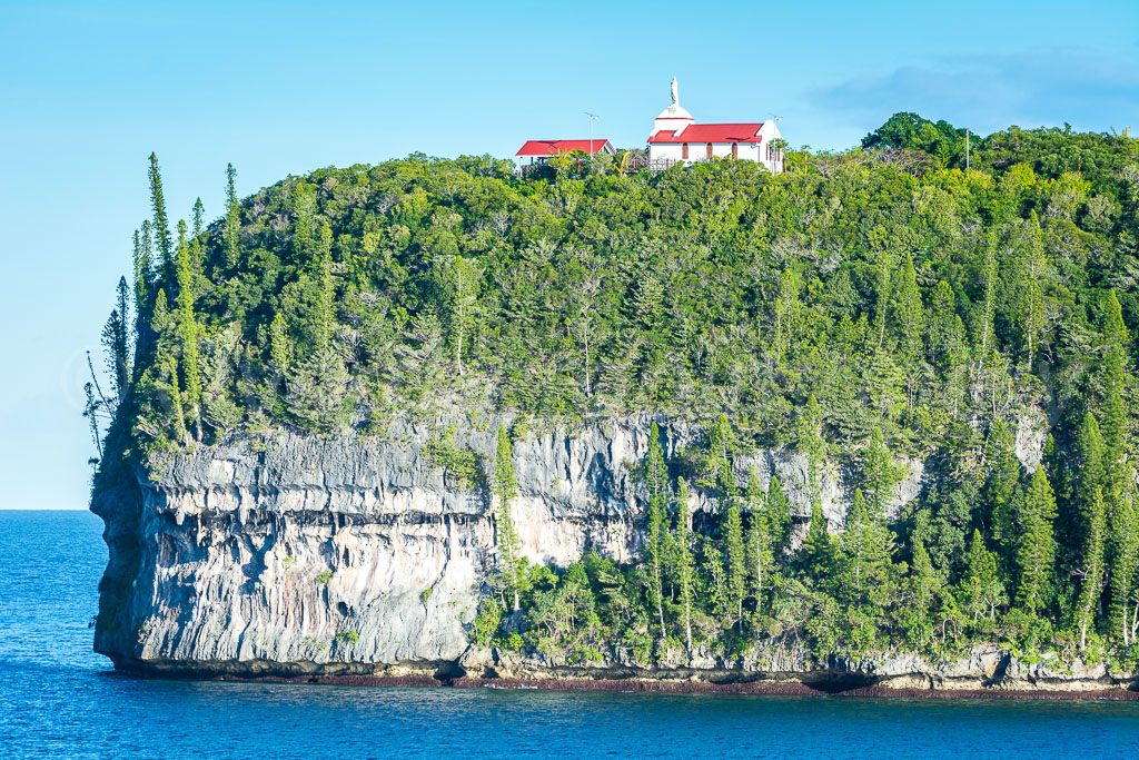 otti-20150712-lifou-cliff-church-DSC_3433.jpg