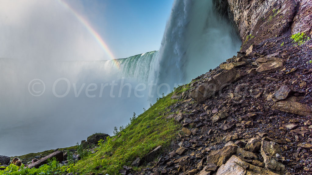 otti-20170704-below-cliff-niagara-OTT_7683.jpg