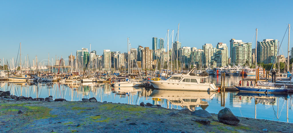 otti-20170630-marina-reflections-skyline-vancouver-OTT_5206.jpg